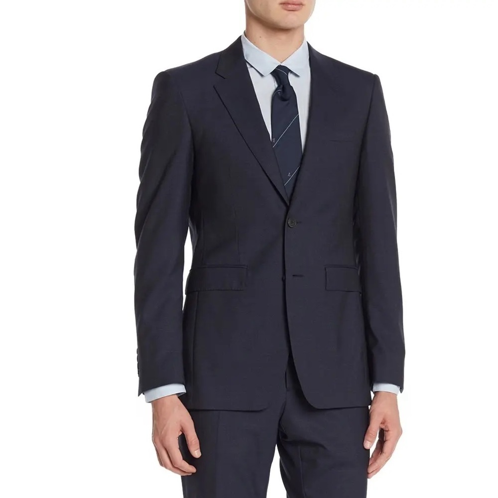 BURBERRY two button  classic  blazer Like new